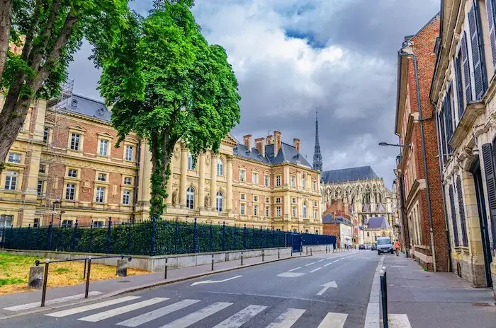 Ville d'Amiens, une ville étudiante connue pour le coût abordable et le confort de la colocation à Amiens